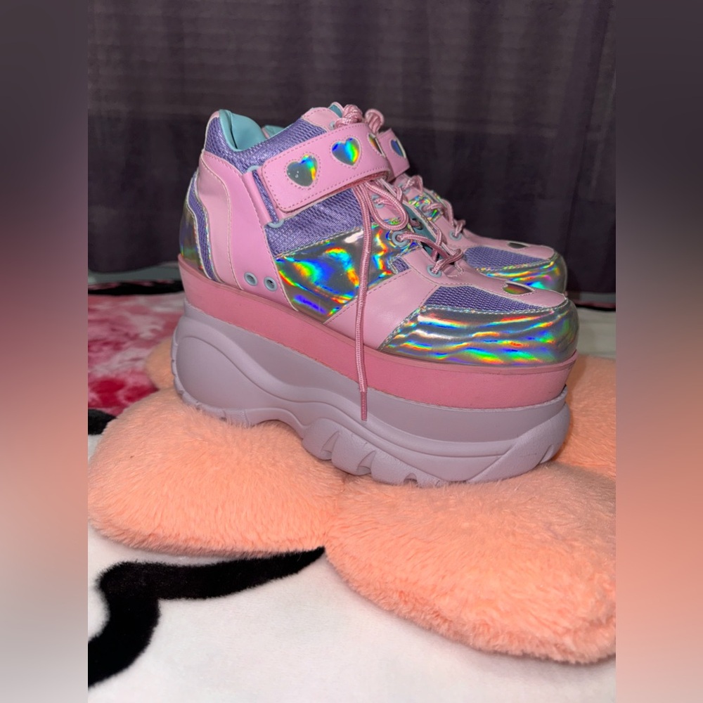FAIRYWALKER PLATFORM SNEAKERS
SUGAR THRILLZ